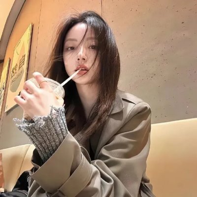 惊叫少女