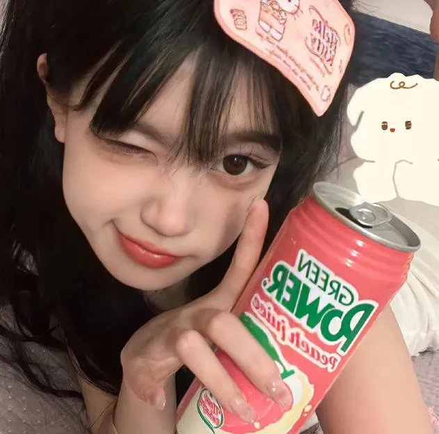 翠迪斗黑猫